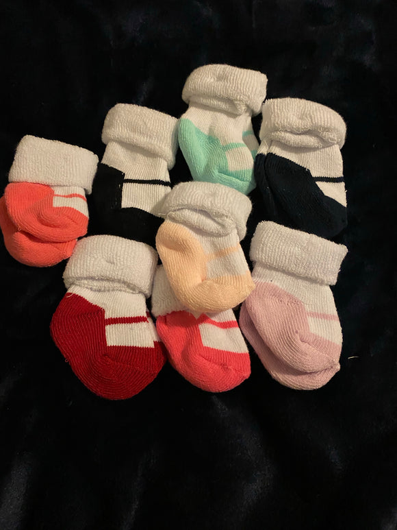 Multiple Colored Infant Socks (8 pair)